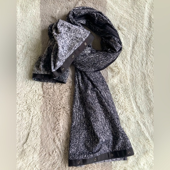 Lululemon Vinyasa Scarf *Rulu - Picture 3 of 8